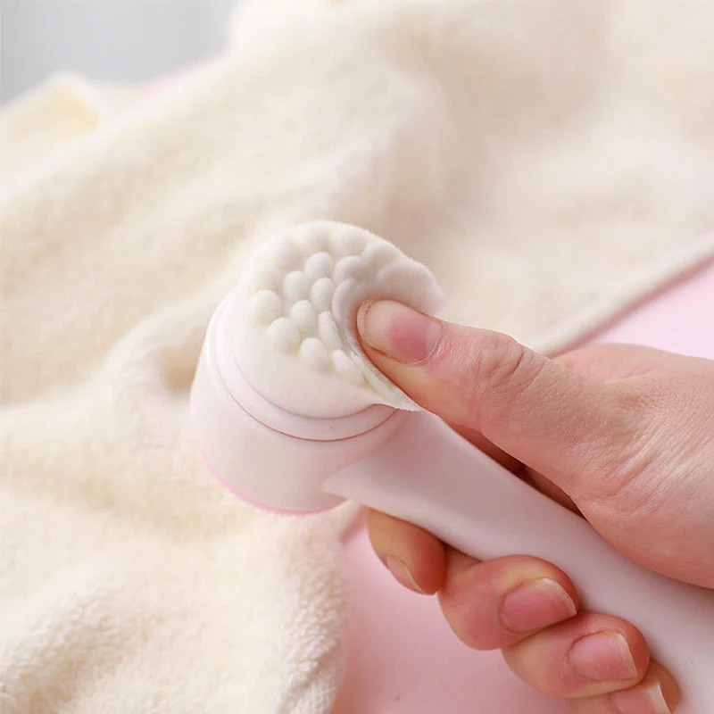 Spazzola per Pulizia Viso 3D a - Silicone Face Scrubber Electric recensione e prezzo